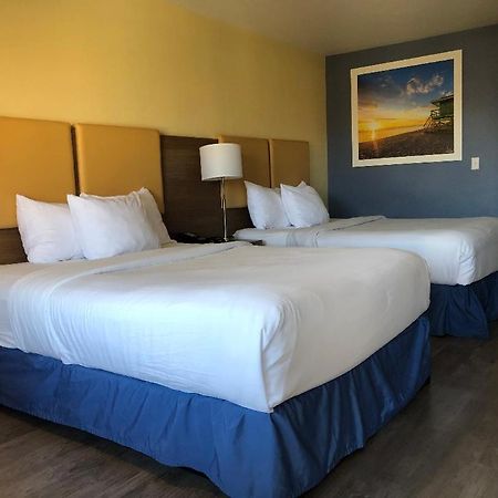 Days Inn By Wyndham Hayward Airport Exterior foto